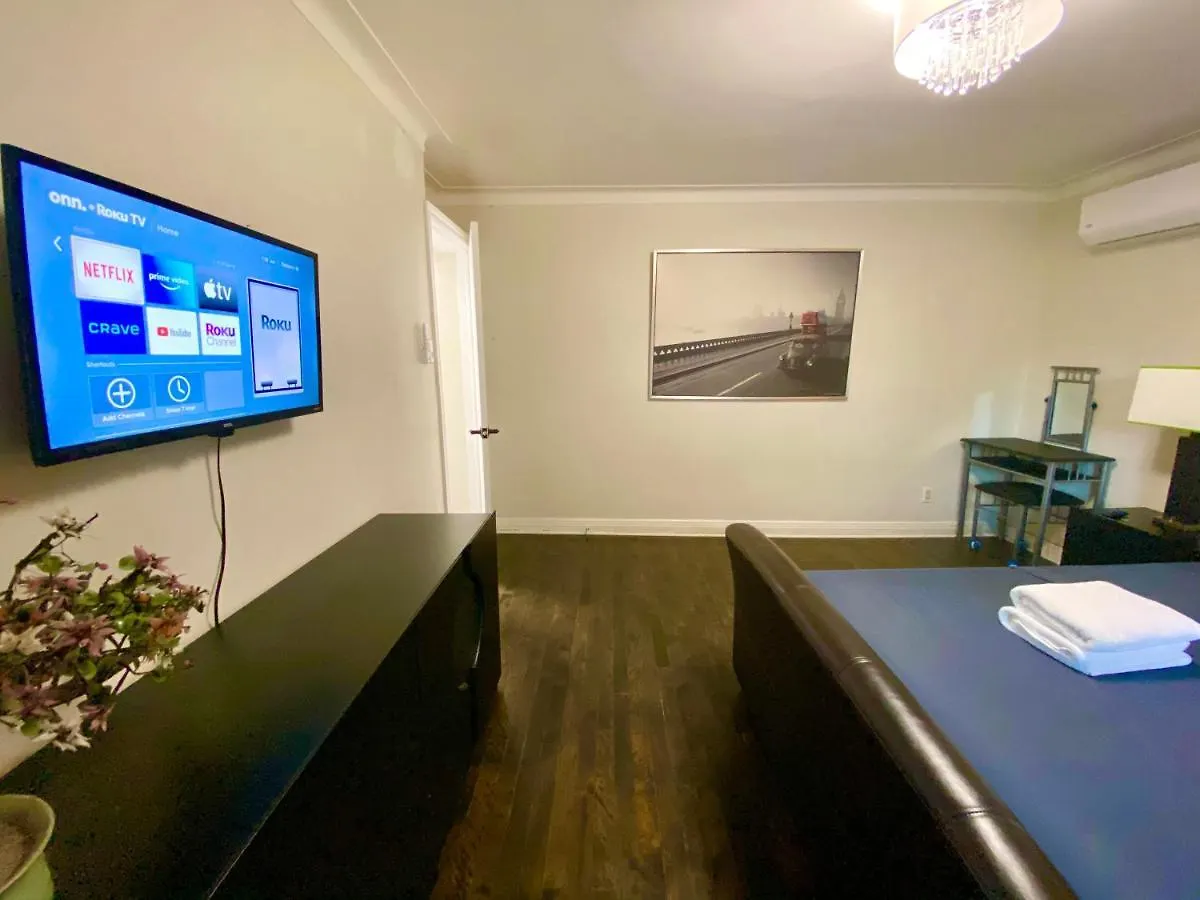 Montreal Home - Affordable Rooms With Smart Tv, Shared Kitchen Canada